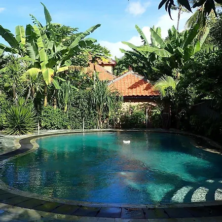 Hibiscus House Bali Hotel